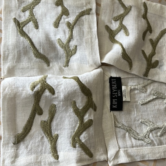 4 brand new never used Kim Seybert cocktail napkins - Picture 1 of 4